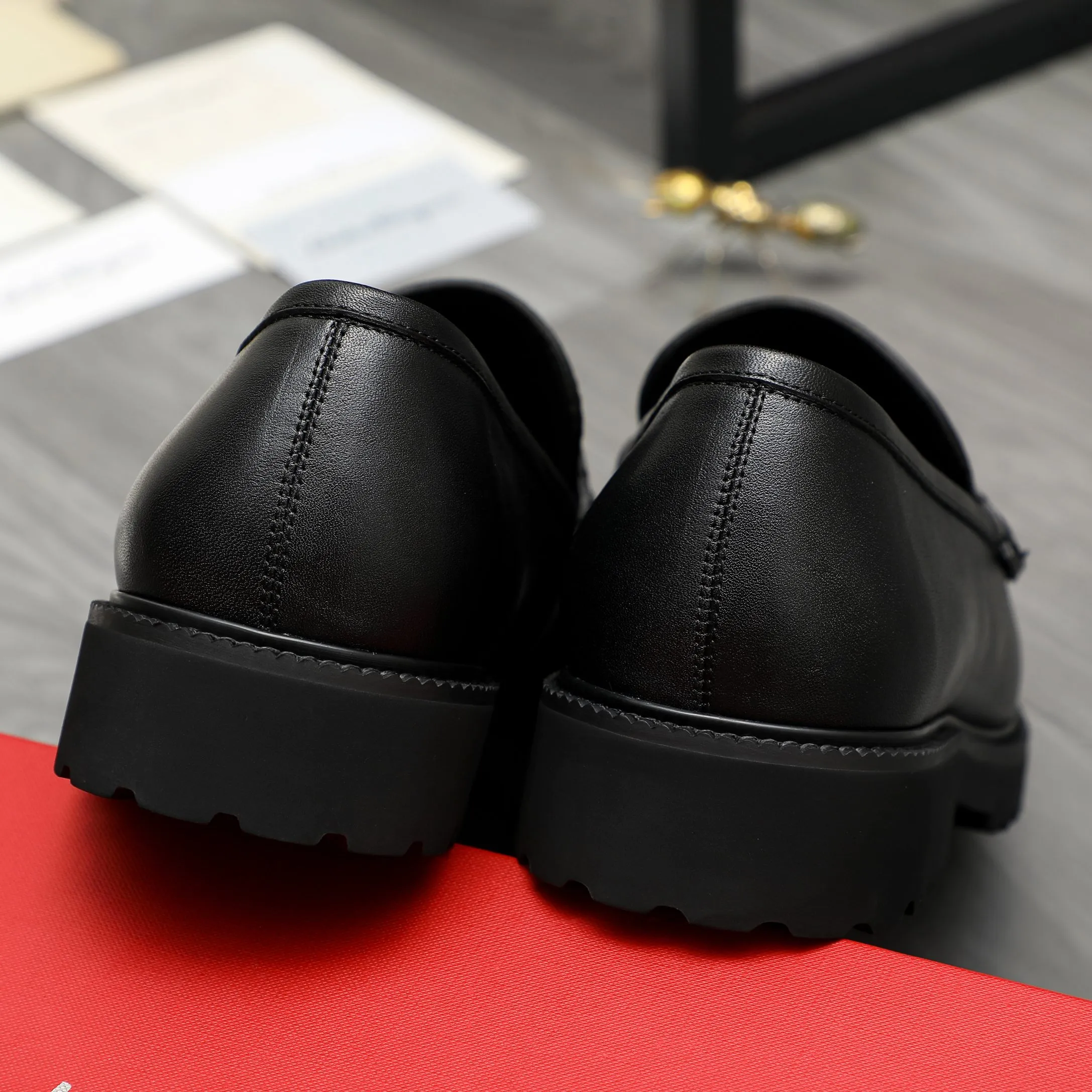 Men's shoes 💰540 Product trademark: Ferragamo "Ferragamo" business slip-on leather shoes Regular size: 38-44 (45.46 custom-made, non-refundable) Product materials: Selected high-quality snake-print cowhide upper, cowhide lining, original outsole